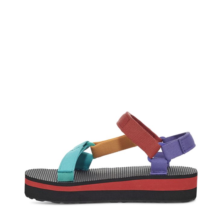 Taking cues from the women’s Midform Universal, this pint-sized platform stands up to summer vacation with water-loving webbing and a lightweight, EVA foam midsole. Whether color blocked or patterned, these straps made from recycled plastic are outfitted with an easy hook-and-loop closure to give all kids the freedom to roam. | Best for: All-day wear , The playground, Getting around town Quick-dry webbing made from recycled plastic using traceable, verifiable REPREVE® polyester yarn by Unifi®, M Adjustable Multicolor Sport Sandals For Summer, Beach Sandals With Platform, Textile Platform Sandals For The Beach, Multicolor Sandals For Summer Outdoor Activities, Multicolor Sandals For Outdoor Summer Activities, Multicolor Summer Sandals For Outdoor Activities, Summer Platform Sport Sandals For Beach, Vacation Nylon Sandals With Cushioned Footbed, Nylon Sport Sandals For Beach In Summer