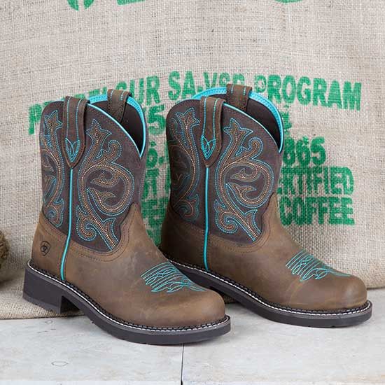 Distressed Brown Fatbaby With Turquoise- Ariat Fatbaby with turquoise piping and stitch patterns Fatbaby Boots, Ariat Fatbaby, Fat Baby, Boot Fits, Brown Cowboy Boots, Western Tack, Dan Post, Winter Closet, Tony Lama