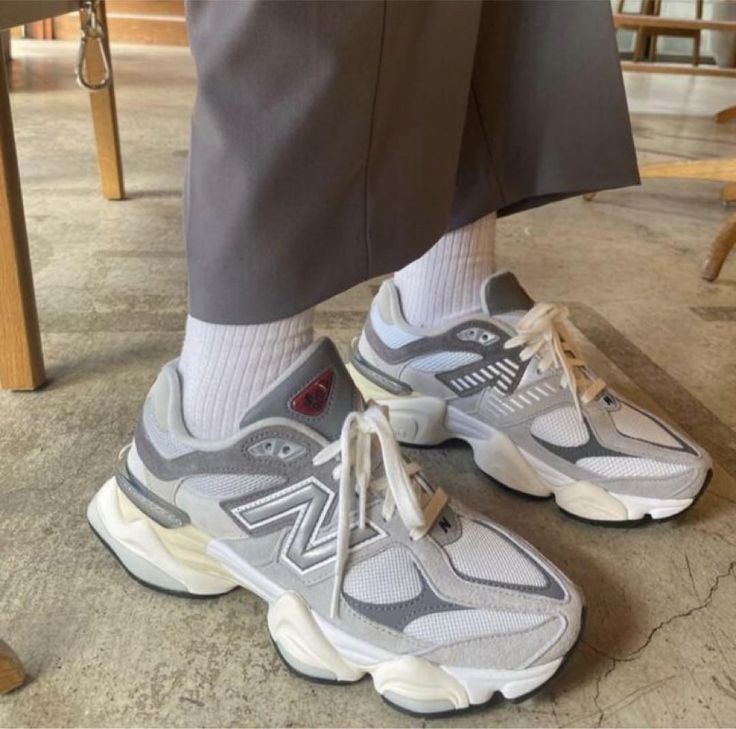 New Balance 9060 Gray, Nb 9060 Outfit, Sneakers Winter Outfit, New Balance 9060 Outfit, New Balance 9060 Grey, Chunky Shoes Outfit, Outfit Ideas Cargo, Outfit Ideas Cargo Pants, Nb 9060