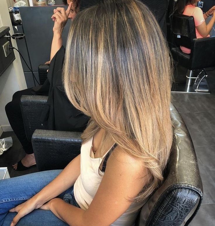 Honey Blonde On Black Hair, Honey Blonde Balayage Black Women, Partial Highlights Black Women, Black Women Highlights Hair, Balayage Hair On Black Women, Balayage On Black Women, Blonde Highlights On Dark Hair Black Ppl, Blonde Balayage On Black Women, Honey Blonde Hair On Brown Skin