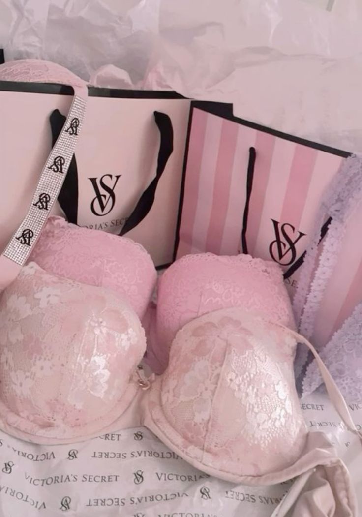 Pink Bra Aesthetic, Princess Lingerie, Unicorn Barbie, Victoria's Secret Aesthetic, Hyper Feminine, Victoria Secret Model, Smart Dressing, Victoria Secret Outfits, Victoria Secret Pink Bras