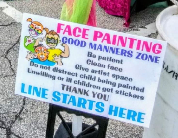 Face Painting Set Up, Face Painting Booth Set Up, Face Painting Sign, Samantha Face, Face Painting Booth, Stalls Ideas, Fair Setup, Face Paint Party, Easy Face Painting Designs