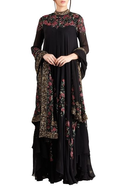 Black & pink floral bead & sequin embroidered kurta set Latest Abaya Designs, Latest Abaya, Halter Crochet, Asymmetric Kurta, Salwar Kamiz, Indian Gowns Dresses, Abaya Designs, Indian Heritage, Fancy Dress Design