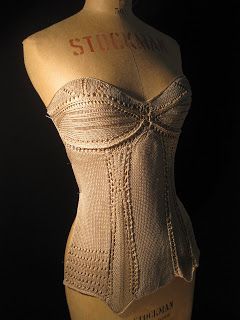 a mannequin is shown with an inscription on it