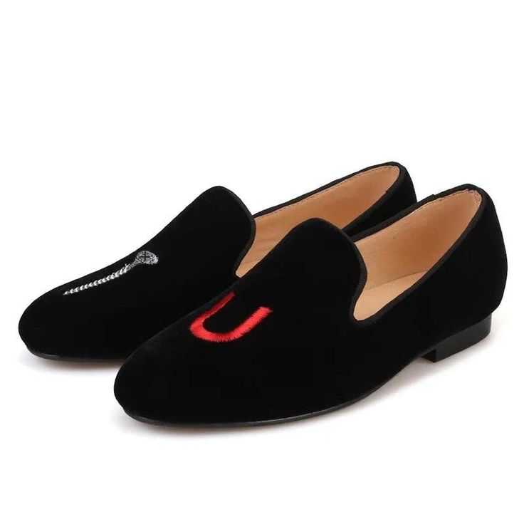 Elevate your style with our Party-Ready Embroidered Women's Loafers, the epitome of luxury shoes from Guocali. Perfect for any event, these loafer shoes for women blend sophistication with comfort. Crafted from soft velvet and adorned with intricate embroidery, these women's loafers add a touch of elegance to your party or wedding outfit. Features: Design: These women's loafers feature a custom embroidered pattern that brings a unique flair to your ensemble. The round toe design and slip-on clos Kids Loafers, Mens Undershirts, Women Loafers, Man Blazer, Mens Boxer Shorts, Monk Strap Shoes, Loafer Slippers, Suit Shoes, Intricate Embroidery