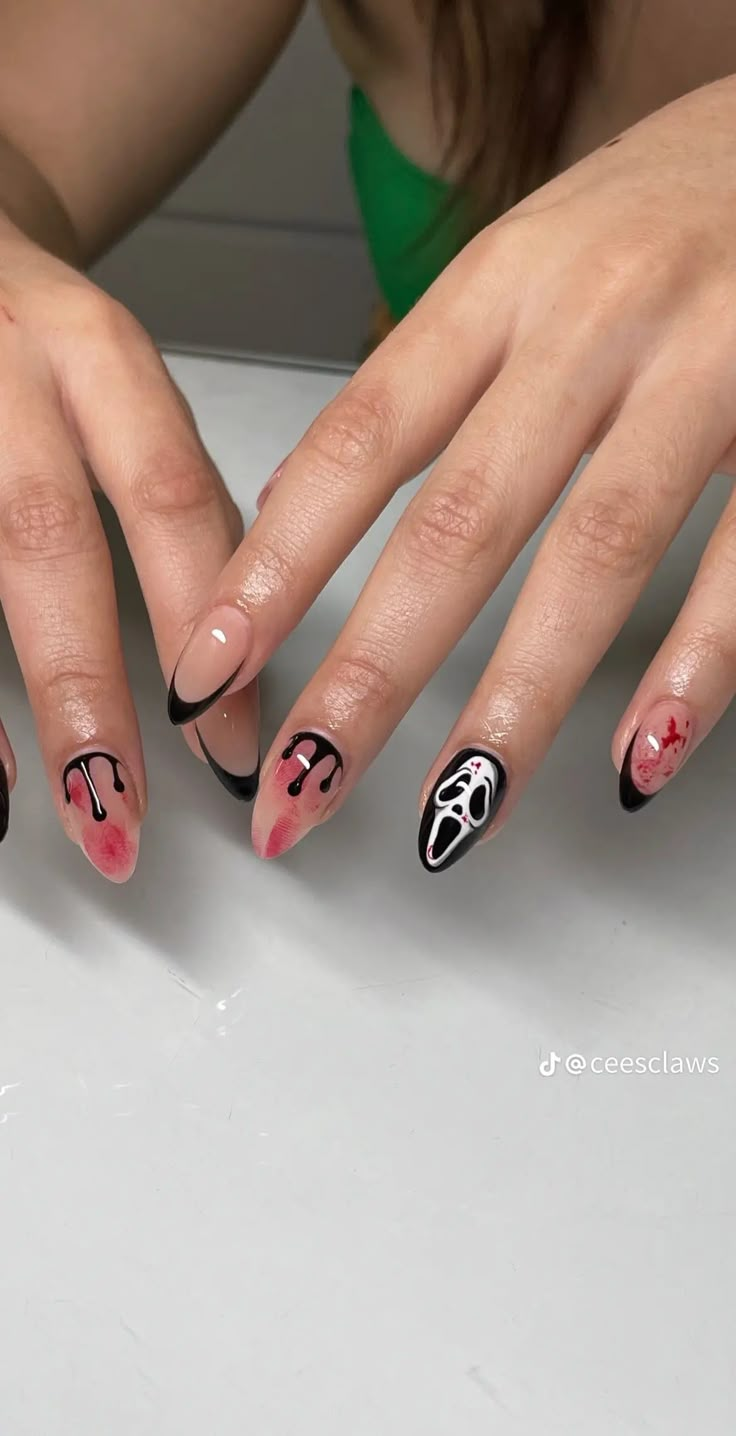 Chase Atlantic Nails, Fresh Nails, Holloween Nails, Streetwear Jeans, Chase Atlantic, Nail Arts, Halloween Nails, Diy Nails, Nails Ideas