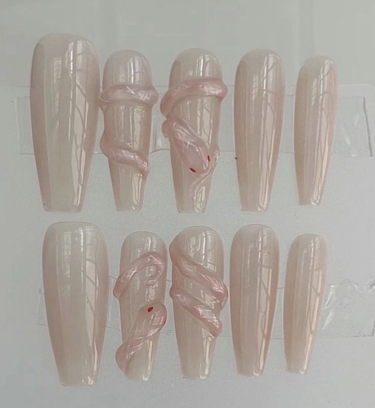 Pink Snake Nails, 3d Snake Nails, Snake Nails, Snake Nail, Dragon Nails, Makeup Nails Designs, Asian Nails, Vintage Nails, Gothic Nails