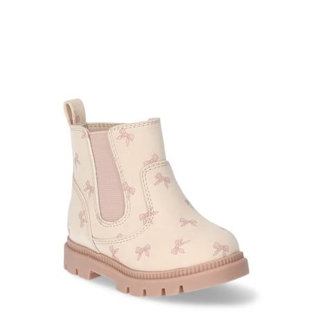 Sweetly styled and ready for a day of fun, Wonder Nation's Print Chelsea Boots have got her covered. These pretty-in-pink boots put an adorable finishing touch on her OOTD. They go with everything from dresses to leggings to shorts and the side zipper closure lets you slip them on and off with ease. Score! Only at Walmart. Size: 2.  Gender: female.  Age Group: infant. Girls Chelsea Boots, Baby Hospital Bag, Baby Olivia, Newborn Shoes, Baby Fits, Toddler Boots, Pink Boots, Infant Girls