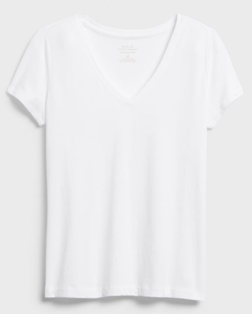 Cotton V-neck T-shirt For Layering, White V-neck T-shirt For Everyday, Classic V-neck T-shirt For Spring, Relaxed Fit V-neck T-shirt For Layering, Classic V-neck Top For Layering, V-neck T-shirt For Layering In Spring, V-neck T-shirt For Summer Layering, Summer V-neck T-shirt For Layering, White V Neck T Shirt