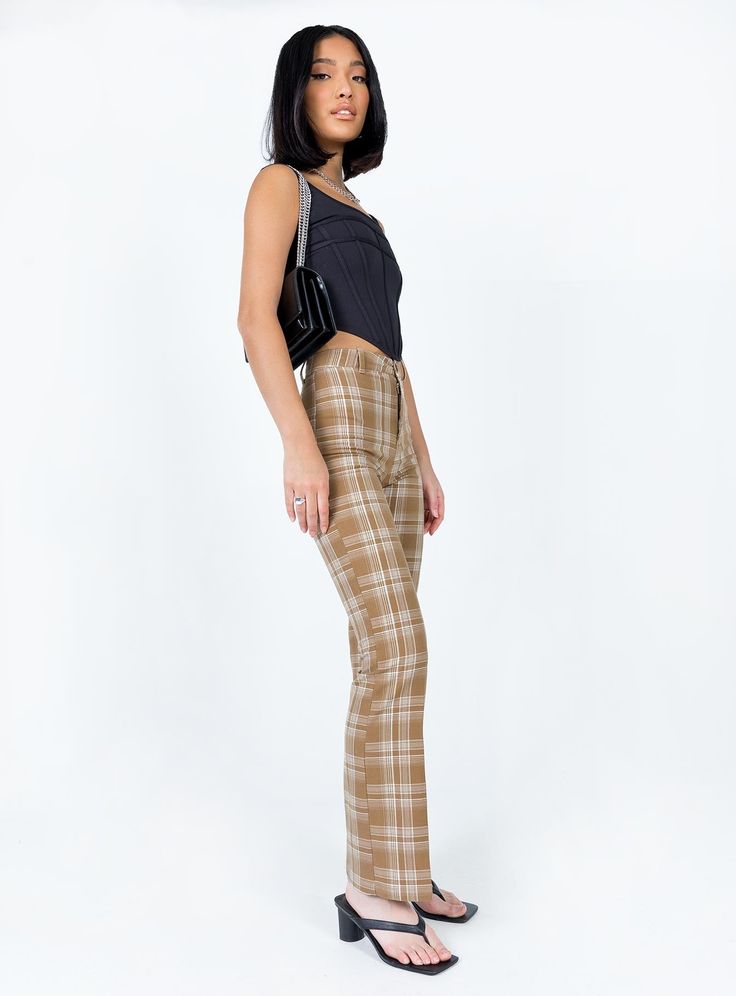 Pants   100% polyester  Length of size US 4 / AU 8 waist to hem: 107cm / 42.1in    Elle is wearing a size US 4 / AU 8    Plaid print   Zip & button fastening   Belt looped waist   Faux back pocket   Straight leg  Non-stretch Brown Plaid Wide Leg Pants Outfit, Brown And Black Plaid Pants, Tan Plaid Pants, Brown High-waisted Pants With Belt Loops, Hygge Fashion, Vintage Brown Plaid Pants, Fleece Dress, Outerwear Outfit, Loungewear Sets