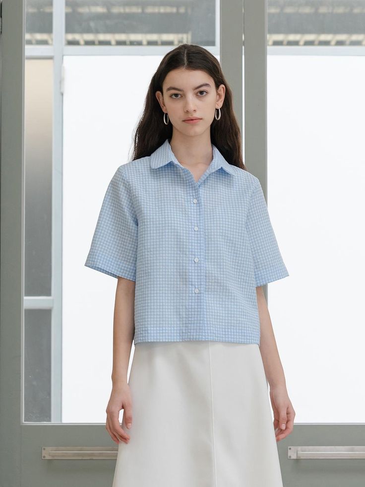 Composition : Cotton 50% and Polyester 50%Color : BlueCountry of Origin : Republic of Korea Plaid Shirt For Business Casual In Spring, Gingham Collared Blouse For Work, Plaid Tops For Business Casual In Spring, Gingham Tops For Business Casual In Spring, Short Sleeve Gingham Blouse For Work, Gingham Short Sleeve Blouse For Work, Spring Gingham Shirt With Spread Collar, Gingham Short Sleeve Shirt For Work, Short Sleeve Gingham Shirt For Work