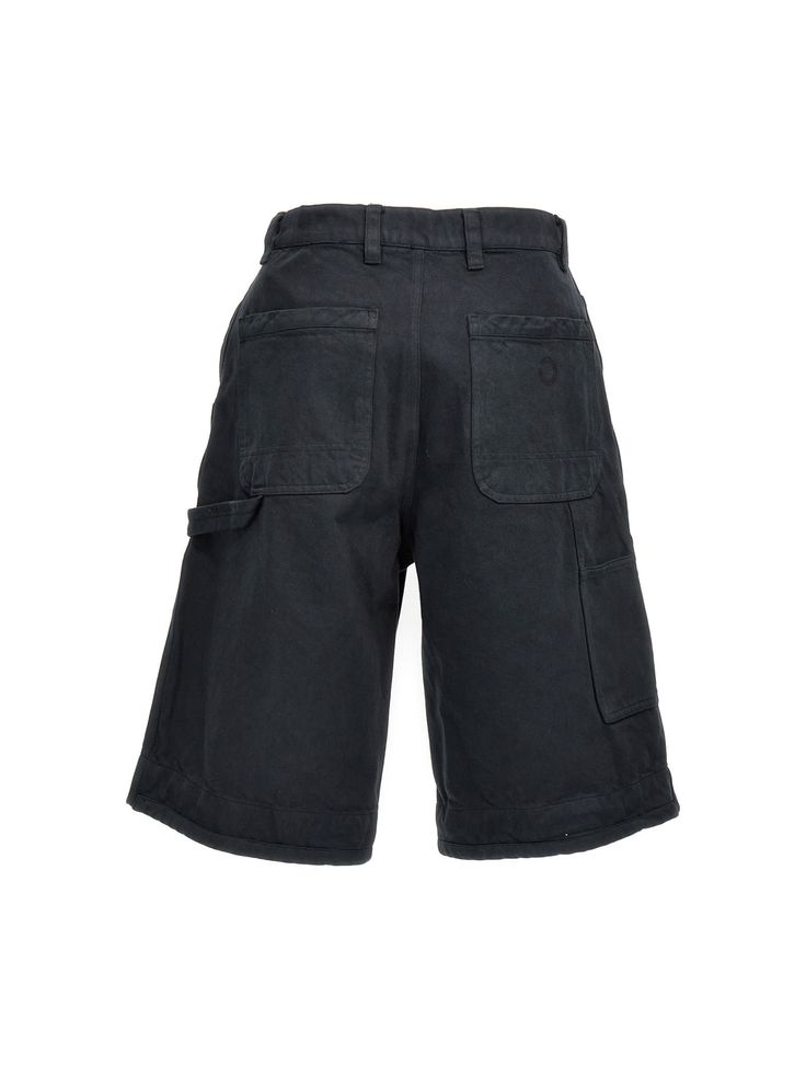 'Carpenter' cotton bermuda shorts with zip and hook-and-eye closure, pockets. Composition: 100% cotton Knee-length Cotton Bermuda Shorts With Belt Loops, Utility Bermuda Bottoms With Patch Pockets, Cotton Bermuda Shorts With Belt Loops, Cotton Knee-length Shorts With Belt Loops, Utility Bermuda Shorts With Patch Pockets, Cargo Shorts With Patch Pockets For Work, Workwear Cargo Shorts With Patch Pockets, Cotton Cargo Shorts With Pockets For Work, Cotton Cargo Shorts With Patch Pockets For Work