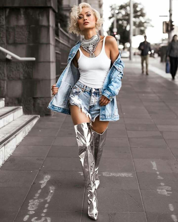 Mirror Boots, Winter Club Outfits, Micah Gianneli, Club Outfits For Women, Silver Boots, Daisy Dukes, Street Style Looks, Short Shorts, Ladies Dress Design