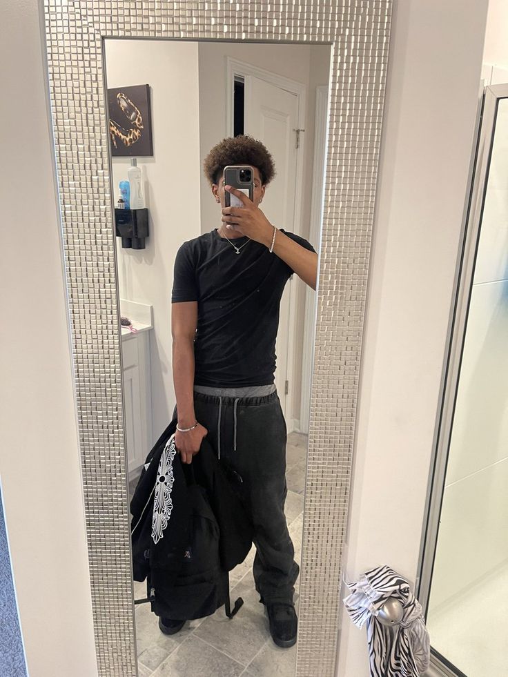 Jordan 4 Black Cat Outfit, Lacoste Tn, Guys Fits, Guy Fits, Trendy Boy Outfits, Hype Clothing, Mens Casual Outfits Summer, Boys Fits, Mens Trendy Outfits