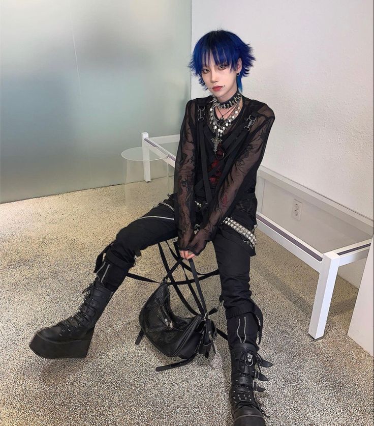 Demonia Outfit Masc, Visual Kei Outfit Ideas Male, Vkei Fashion Man, Vkei Outfits Masc, Trad Goth Outfits Masc, Casual Vkei, Vkei Outfits Men, Trad Goth Outfits Men, Visual Kei Outfit Ideas