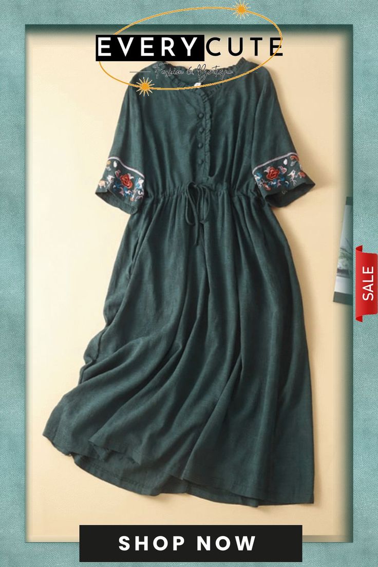 Cotton and Linen Long Loose Dress Casual A-line Midi Dress With Floral Embroidery, Casual Green Knee-length Vintage Dress, Bohemian Green Dresses With Buttons, Casual Green Midi Dress With Floral Embroidery, Casual Green Dress With Floral Embroidery, Long Loose Dress, Loose Dress, The Picture, Women's Fashion Dresses