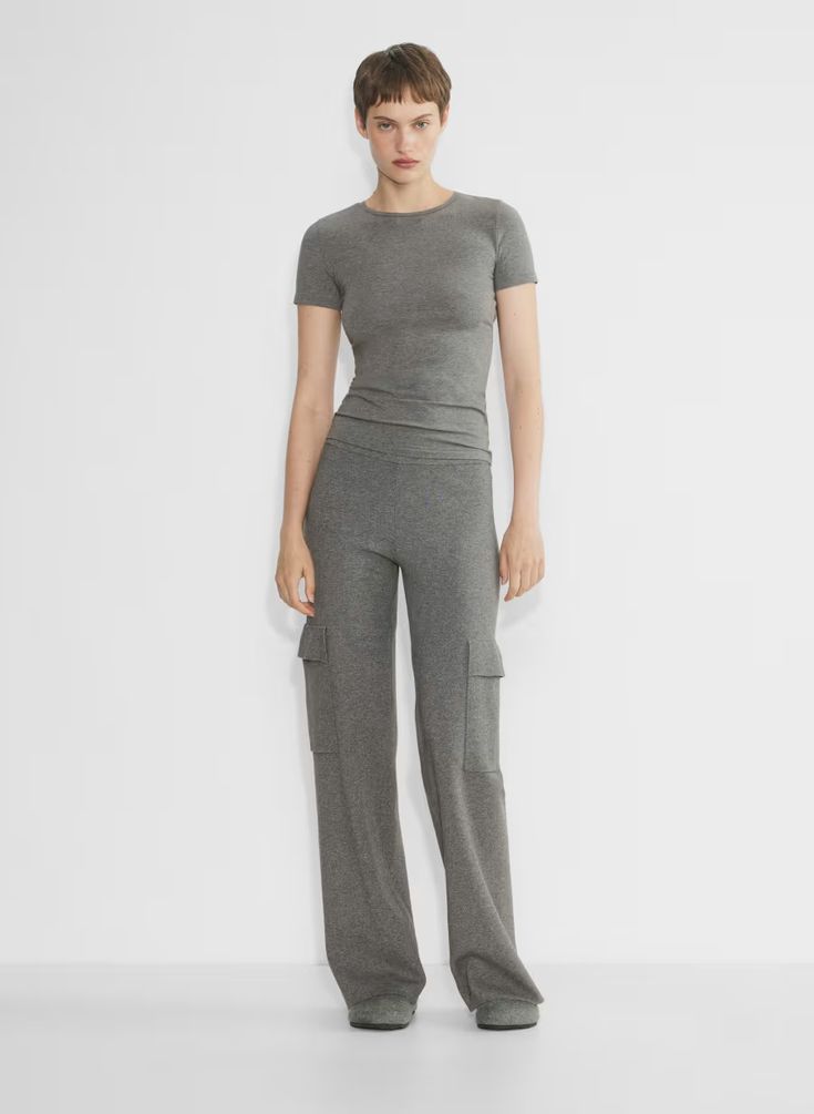 RECOUP T-SHIRT | Aritzia Versatile Fitted Short Sleeve T-shirt, Versatile Fitted T-shirt For Loungewear, Versatile Crew Neck T-shirt For Loungewear, Fitted Casual T-shirt For Loungewear, Casual Fitted T-shirt For Loungewear, Basic Fitted Gray T-shirt, Gray Stretch T-shirt For Loungewear, Fitted Gray T-shirt For Fall, Athleisure Fitted Crew Neck T-shirt