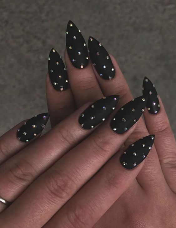 Black Marble Nails, Black Stiletto Nails, Silver Glitter Nails, Gold Glitter Nails, Stiletto Nails Designs, Her Nails, Black Nail Designs, Coffin Nails Designs, Pretty Acrylic Nails