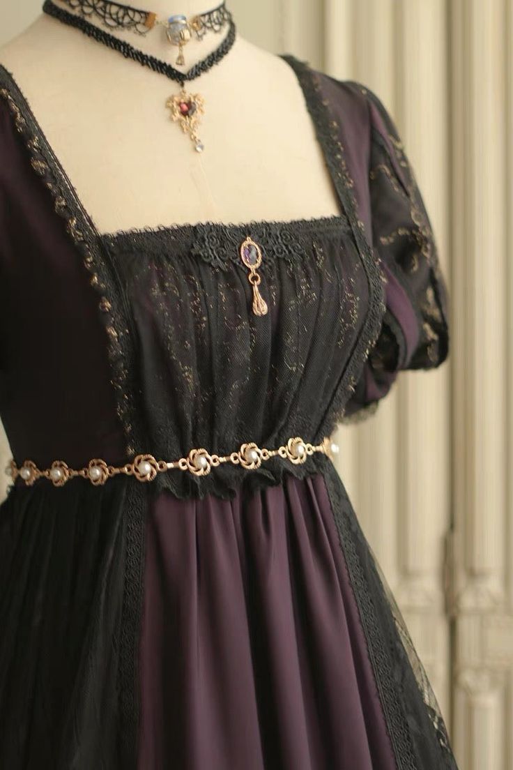 Who has not watched Bridgerton yet? Don't miss this gothic empire waist design of Luxury Dark purple Regency Ball Gown with amazing embroidery lace details!. Turning to the character from Bridgerton as real as possiple! Luxury design made with love Don't forget this is plus size friendly! Show your body positivity here. Details: cotton, polyester, jewelry waistband, puffy sleeves, lace Length: Long ( Dress length can be customized) Neckline: scoop Waistline: high-waisted Silhouette: Trumpet Regency Ball Gown, Gothic Plus Size, Black Ball Gown, Regency Dress, Evening Gowns Elegant, Gothic Dress, Fantasy Dress, Historical Dresses, Fantasy Fashion