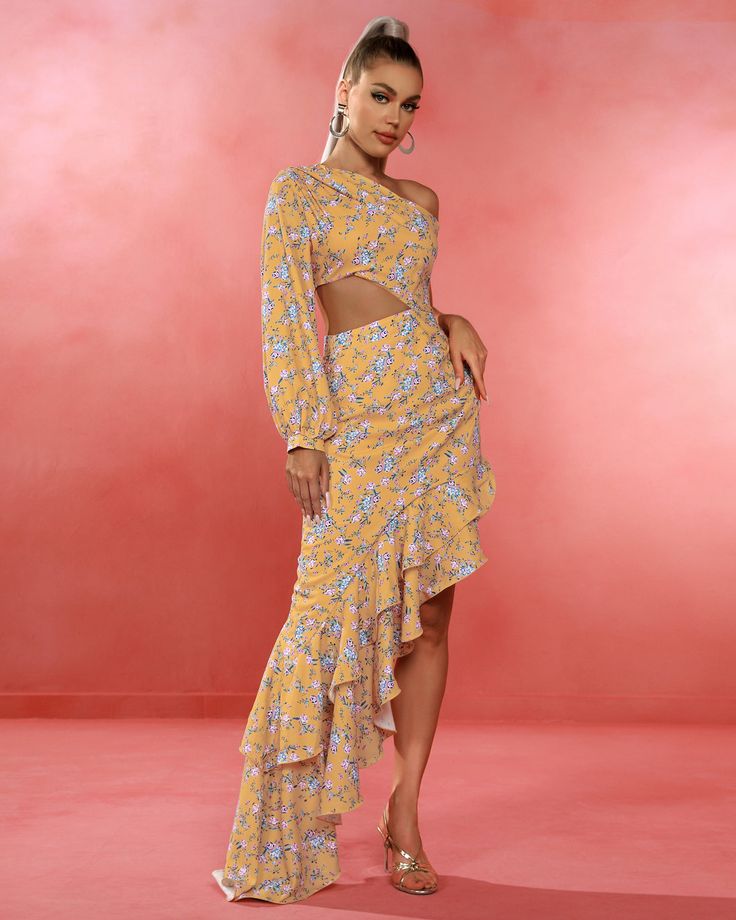 Introducing the One Shoulder Cut Out Floral Maxi Dress: a sophisticated and exclusive addition to your wardrobe. Crafted with a delicate floral print and featuring an elegantly cut out one shoulder, this maxi dress is perfect for accessorizing into an elegant look. Its timeless silhouette flatters all body types for a timeless statement. Our Style No.KLYF515 Printed Height - 68.9"/175cm Bust - 35.8"/91cm Waist - 24.4"/62cm Hips - 36.2"/92cm and wears size S About Wholesale/Dropshipping, please c Shoulder Cut, Birthday Dresses, Floral Maxi, Bandage Dress, Polka Dot Dress, Dot Dress, Purple Dress, Yellow Dress, Dress First