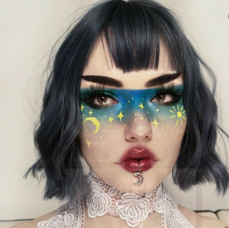 Celestial Face Paint, Fantasy Makeup Ideas Creative, Quirky Makeup, Cosmic Makeup, Pride 2024, Makeup Mask, Artsy Makeup, Face Paint Makeup, Graphic Makeup