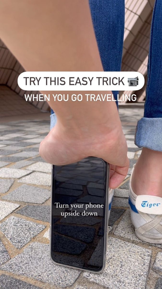 someone is holding their cell phone with the text try this easy trick when you go traveling