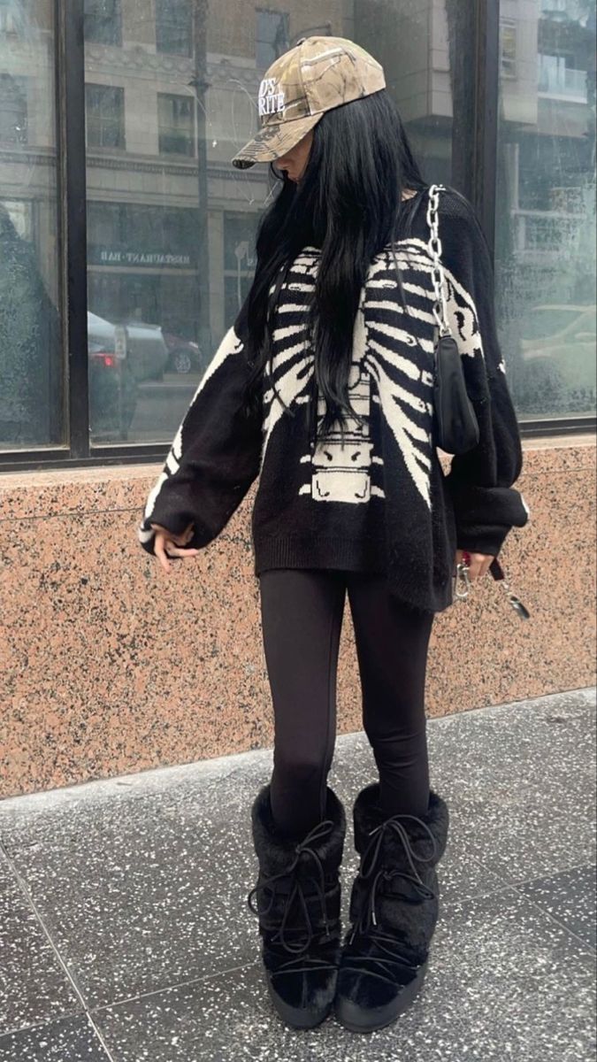 Winter Goth Outfits, Winter Rave Outfits, Casual Goth, Alt Outfits, Maggie Lindemann, Goth Outfits, Alternative Outfits, Fashion Fits, Rave Outfits