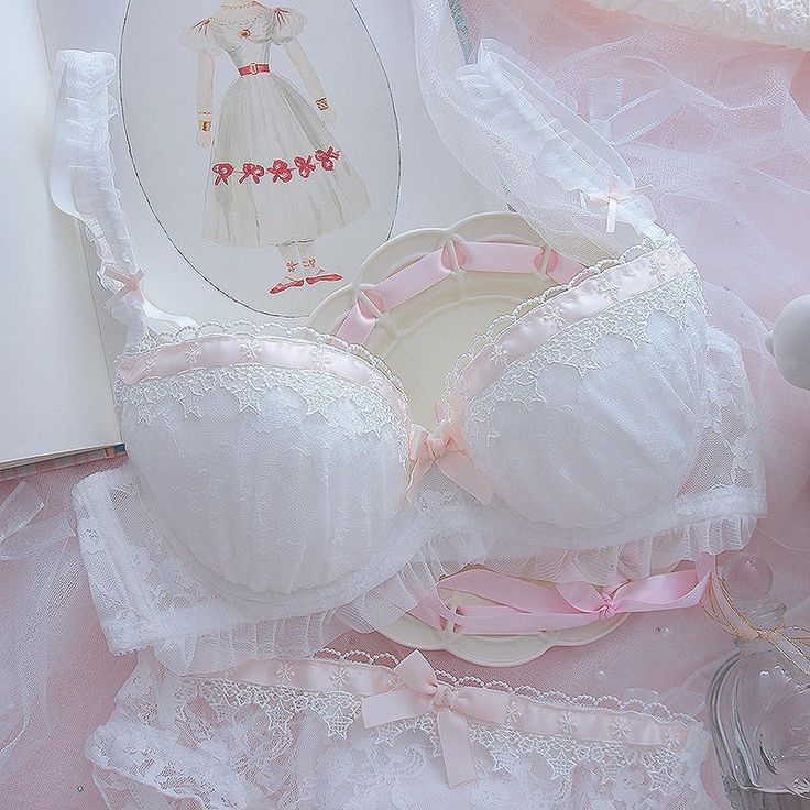 White Ribbon & Lace Kawaii Princess Girly Lingerie Set featuring padded bra with removable inserts decorated with lace and ribbon and matching lace bottoms. Kawaii Pastel Aesthetic, Gather Bra, Kawaii Princess, Deer Doll, Wishlist Ideas, Fashion Kawaii, Japanese Harajuku, Dr Wardrobe, Harajuku Style