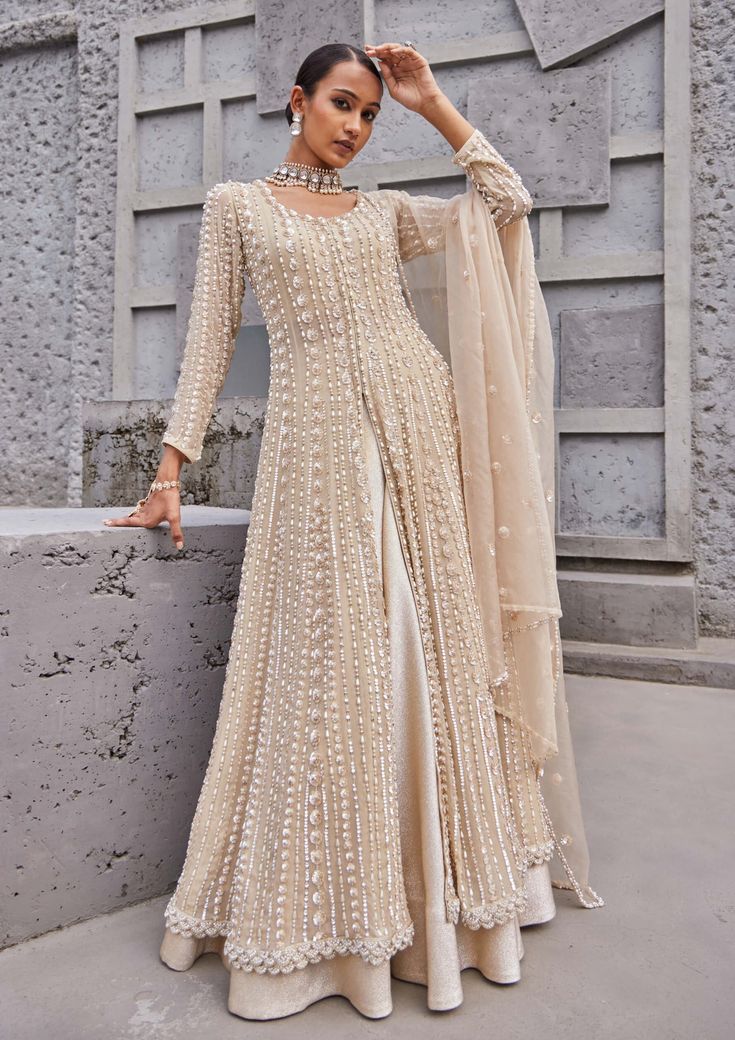 Nidhika Shekhar-Golden Bela Maharani Lehenga Set-INDIASPOPUP.COM Baju Kahwin, Latest Bridal Dresses, Pakistani Wedding Outfits, Pakistani Fancy Dresses, Salwar Kamiz, Indian Dresses Traditional, Fancy Dresses Long, Traditional Indian Outfits, Pakistani Bridal Dresses