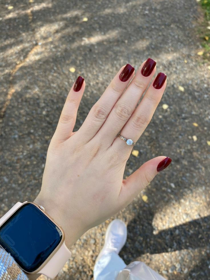 Short Red Nails, Beauty Hacks Nails, Smink Inspiration, Simple Gel Nails, Casual Nails, Blush Nails, Red Nail Designs, Makijaż Smokey Eye, Soft Nails