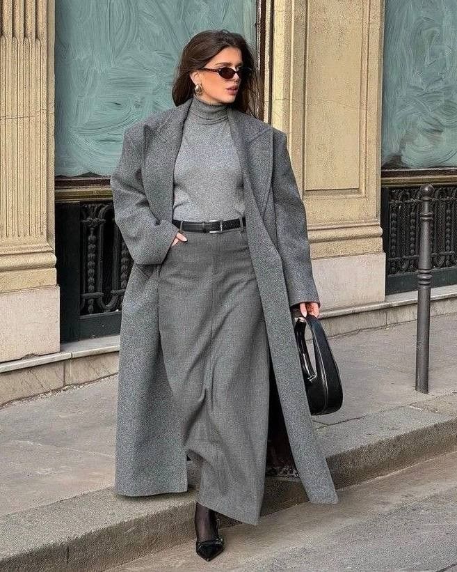 Female Lawyer Fashion, Vinter Mode Outfits, Summer Office Outfits, Lawyer Fashion, Chic Business Casual, Lawyer Outfit, Winter Travel Outfit, Gray Coat, Skandinavian Fashion