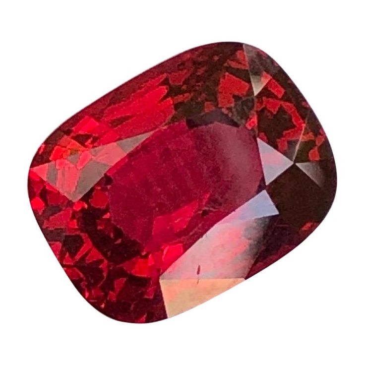 Introducing a captivating 3.61 carat red spinel, radiating rich allure. This gem showcases a pure red hue with no orange undertones, exuding timeless elegance. Its brilliance is impeccable, drawing the eye with every facet. A slight inclusion adds character, making this spinel a unique and exquisite treasure. —————————————————— Stone Character Making, Red Spinel, Diy Supplies, Loose Gemstones, Gemstone Jewelry, Timeless Elegance, Gems, Pure Products, Gemstones