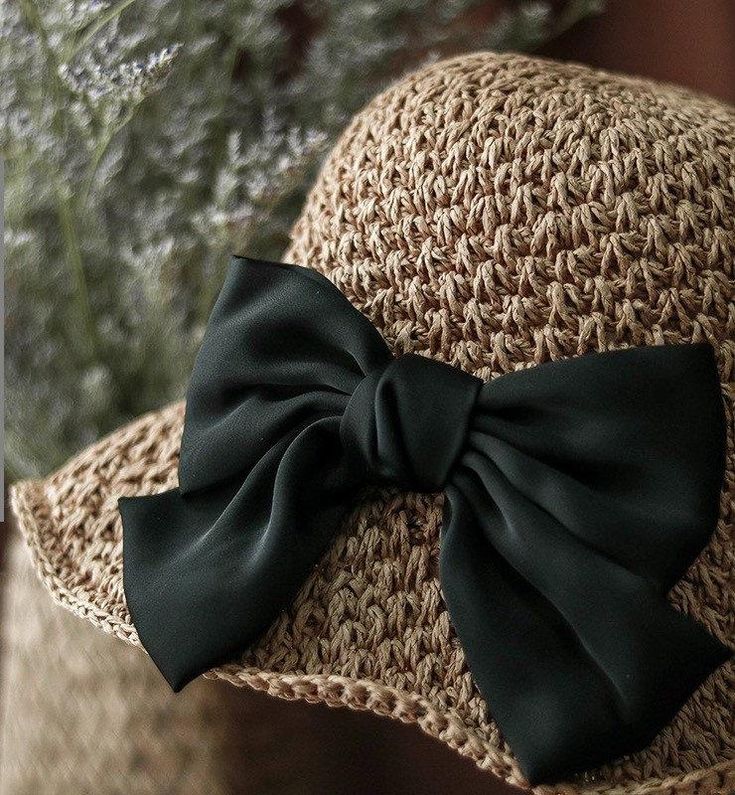 Specifications： Material: 100% straw Size: Adult Size: Head size 56-58cm Cute straw summer straw hat with bow tie!This hat is made with high quality straw that is soft and long lasting. Super eye catching when you wear it in the summer time!An ideal gift for her! Spring Straw Boater Hat With Bow, Spring Straw Sun Hat With Bow, Summer Straw Boater Hat With Bow, Summer Boater Hat With Bow For Spring, Spring Straw Hat With Bow And Short Brim, Spring Straw Hat With Bow, Brimmed Boater Hat With Bow For Garden Party, Straw Hat With Bow For Garden Party, Summer Straw Hat With Short Brim And Bow