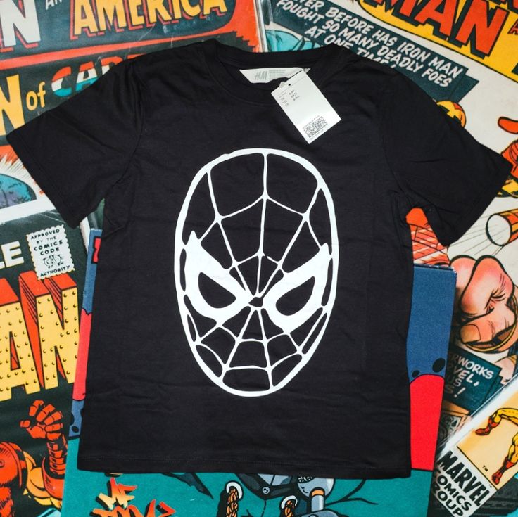 Marvel's Spiderman H&M T-Shirt For Boys And Girls Size 6x/7 100% Cotton Black Shirt With White Screen Print Nwot, New, Never Worn Smoke Free Pet Free Environment Themed Black Top With Character Print, Themed Black Tops With Character Print, Black Fandom T-shirt For Halloween, Themed Black Crew Neck T-shirt, Themed Black Shirt With Character Print, Black Fandom Tops With Screen Print, Themed Black T-shirt For Fan Conventions, Black Cotton T-shirt With Cartoon Print, White Superhero T-shirt With Character Print