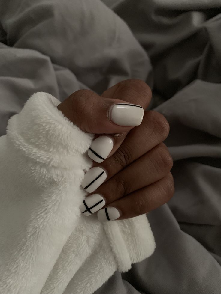 White Dip Powder Nails, Easy Dips, Gray Nails, Dip Powder Nails, Dipped Nails, Dip Powder, Nails Inspo, Powder Nails, White Nails