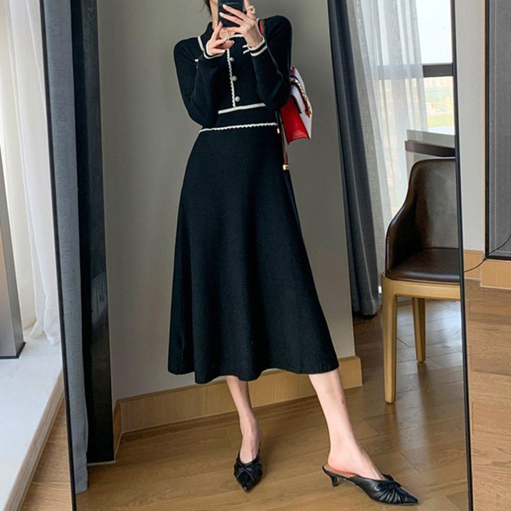 Black Knit Long Sleeve Midi Dress - Vivian Seven Dress Boots Outfit, Long Fall Dresses, Black Cotton Dress, Black Cotton Dresses, Zebra Dress, Black Sweater Dress, Dress Sweater, Office Dress, Dress Boots