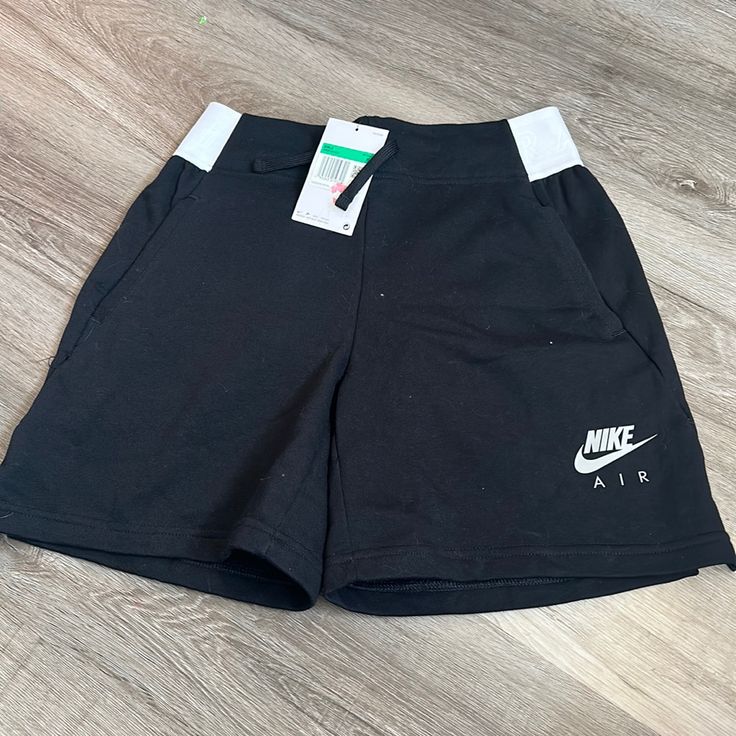 Brand New Bin 76 Nike Bottoms, Kids Nike, Nike Shorts, Nike Black, Kids Bottoms, Black Nikes, Nike Air, Black White, Nike