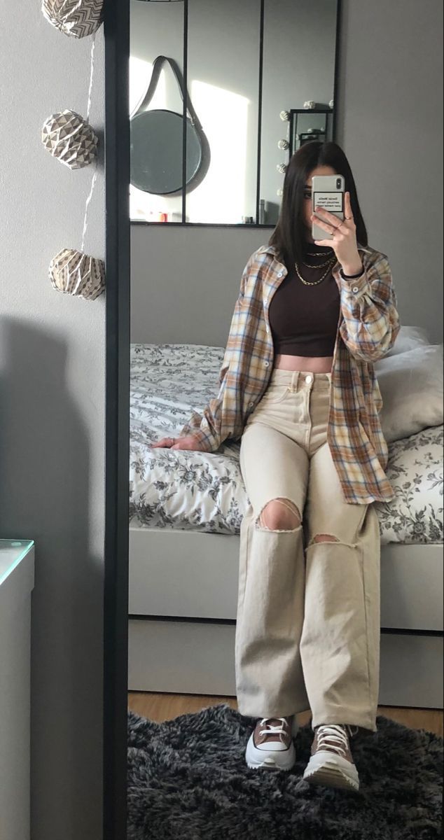 Outfits Primavera, Casual College Outfits, Korean Casual Outfits, Trending Pins, Snapchat Funny, Everyday Fashion Outfits, Casual Day Outfits, Quick Outfits, Outfit Trends