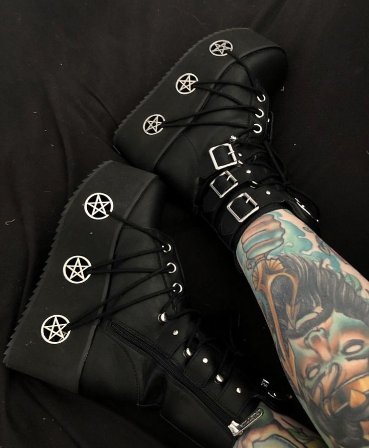 killstar Jean Core, Killstar Shoes, Avada Kedavra, Gothic Bag, Alternative Shoes, Goth Shoes, Goth Boots, Goth Accessories, Goth Beauty