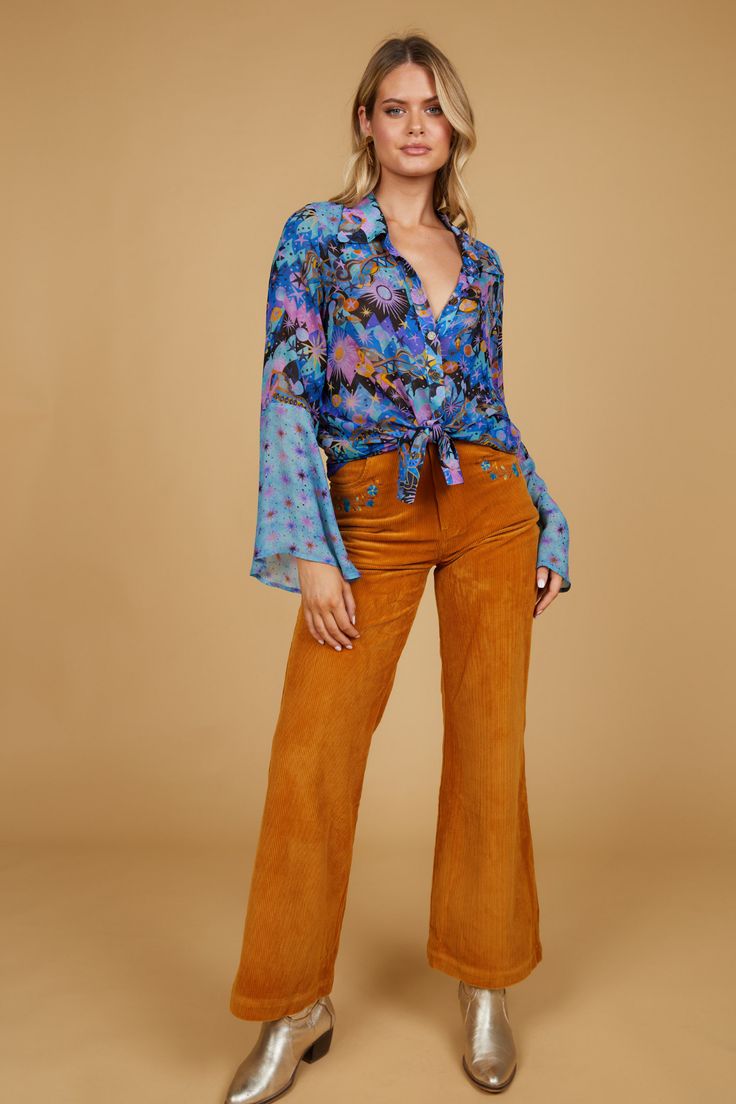 Say hello to our newest wardrobe staple! The Frankie Pants are designed in a super soft Cinnamon corduroy fabrication, designed with a fitted high waist and flared leg with the sweetest vintage-inspired embroidery detail on the front and back pockets. The perfect staple bottom to add to your wardrobe, with the Cassidy Blouse - Mystic River or styled to perfection with our Nancy Shirt - Cinnamon for an epic western-inspired outfit moment! Model wears size AU 8 and is 175cm. Please note this item Mystic River, Top Sales, Embroidery Details, New Wardrobe, Say Hello, Wardrobe Staples, Jumpsuit Dress, Vintage Inspired, High Waist