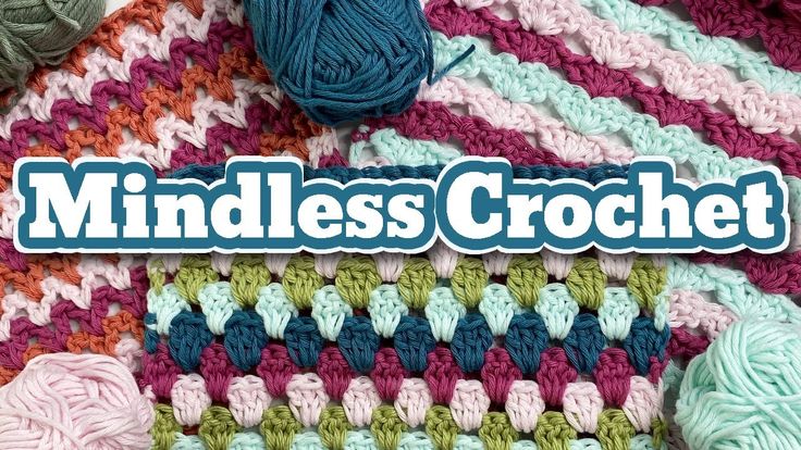 a crocheted blanket with the words mindless crochet written over it