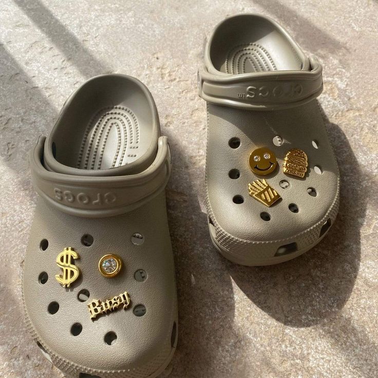 Materials: Stainless steel Measurements: 2.5 cm Allergy Information: Hypoallergenic Crocs Shoes Women, Cool Crocs, Crocs With Jibbitz, Crocs Aesthetic, Crocs With Charms, Quirky Shoes, Crocs Fashion, Dr Shoes, Cartoon Shoes