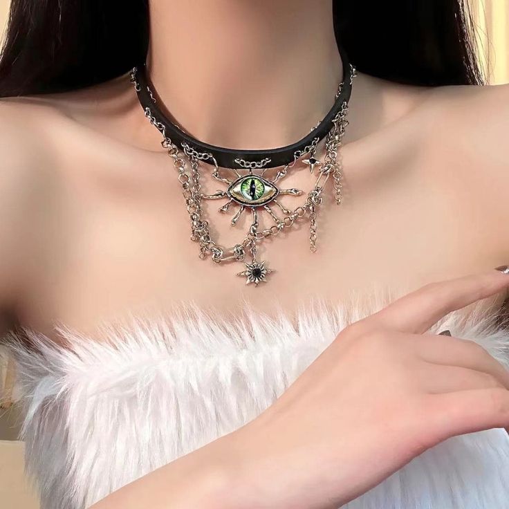 Length: 31-40cm Edgy Festival Choker Jewelry, Punk Style Necklaces For Festivals, Trendy Pendant Chain Choker, Trendy Pendant Choker With Chain, Trendy Choker With Pendant And Adjustable Chain, Trendy Pendant Choker With Adjustable Chain, Festival Choker With Adjustable Chain, Punk Style Clavicle Chain Jewelry, Green Metal Choker For Party