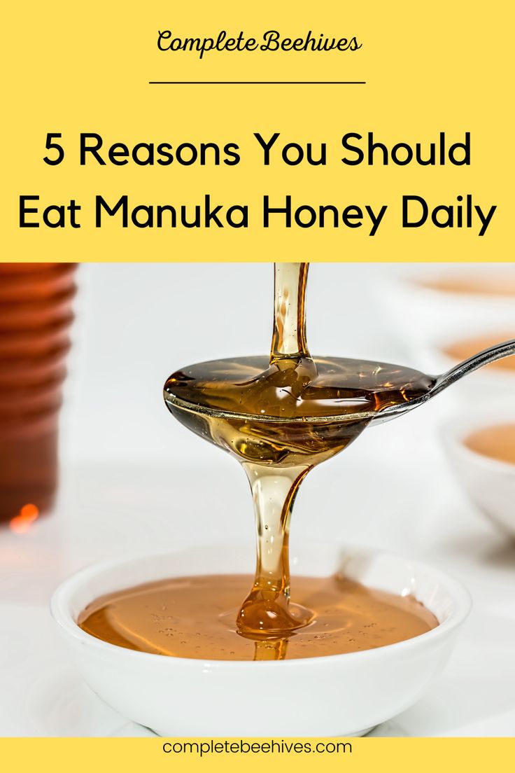 a spoon full of honey syrup with the words 5 reasons you should eat manuka honey daily