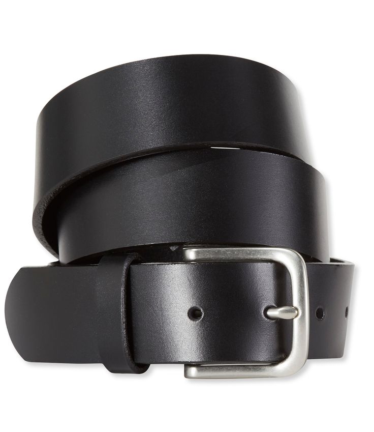 We believe in versatile pieces that are made to last - that's why we crafted this supple leather belt that pairs with everything in your wardrobe and offers everyday style. Order the same size as your pants waist size; if in between sizes, order the next size up. Supple full-grain leather. Silvertone hardware. Pairs perfectly with jeans or chinos. Made in the USA, components USA and imported. Men's Capsule Wardrobe, Mens Accessories Necklace, Mens Accessories Vintage, Mens Accessories Bracelet, Mens Leather Accessories, Braided Leather Belt, Cloth Belt, Leather Belts Men, Black Leather Belt