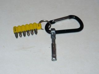 Build a D-Ring Bit Driver : 4 Steps (with Pictures) - Instructables Survivor Kit, Survival Card, Diy Keyring, Edc Gadgets, Tool Room, Survival Supplies, Hand Tool Kit, Tool Pouch, Screws And Bolts