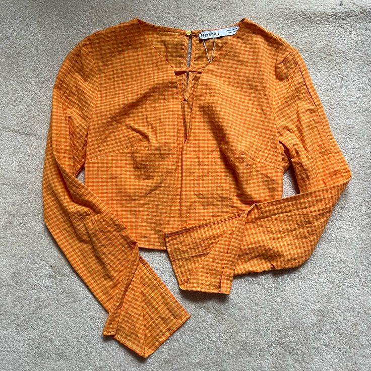 Size: Small New. Lost The Tag, But Never Worn. Chic Spring Picnic Tops, Orange Crop Top For Spring Day Out, Spring Crop Top For Picnic, Spring Picnic Cropped Top, Chic Cropped Orange Top, Summer Long Sleeve Crop Top For Day Out, Long Sleeve Summer Crop Top For Day Out, Cotton V-neck Tops For Picnic, Long Sleeve Summer Top For Picnic