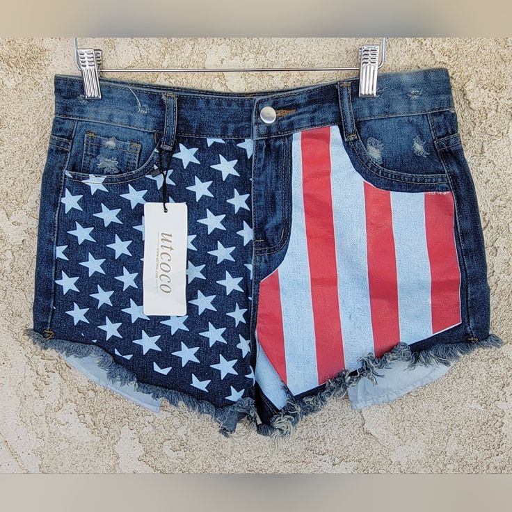 Women’s Distressed Shorts Denim W/American Flag Pattern Size 10 Americana Style Denim Jean Shorts For Spring, Casual Blue Jean Shorts With American Flag Print, Casual Flag Print Jean Shorts For Summer, Casual Flag Print Jean Shorts For Spring, Trendy Cotton Jeans For 4th Of July, Denim American Flag Print Shorts For Spring, American Flag Print Denim Shorts For Spring, American Flag Print Cotton Jean Shorts For Spring, Blue Bottoms With Flag Print For Spring