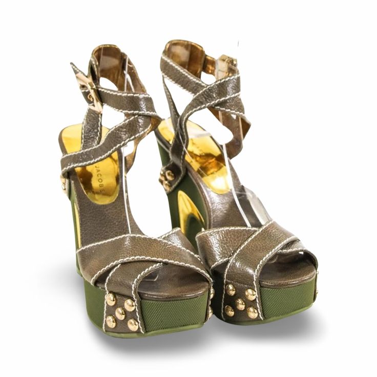 Nwot Marc By Marc Jacobs Army Green Wedge Heels With Gold Hardware. Green Wedges, Marc Jacobs Shoes, Womens Shoes Wedges, Marc By Marc Jacobs, Green Gold, Wedge Heels, Green And Gold, Army Green, Gold Hardware