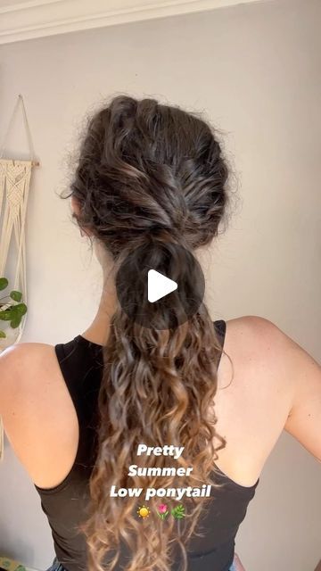 Jennie 🌷 | Curly Hair Care and Simple Hairstyle Tutorials on Instagram: "Who likes a low ponytail? I used to hate them, but now I’m in love 🥰   What’s your favourite hairstyle in the summer? Let me know in the comments ☀️   #summerhairstyles #summerponytail #lowponytail #ponytail #styleinspiration #hairstyleinspo #curlyhair #curlyhairstyles" Curly Hair Low Ponytail, Curly Low Ponytail, Ponytail Hairstyles Curly Hair, Curly Hair Ponytail Styles, Low Curly Ponytail, Summer Ponytail, Curly Hair Ponytail, Simple Hairstyle, Casual Makeup